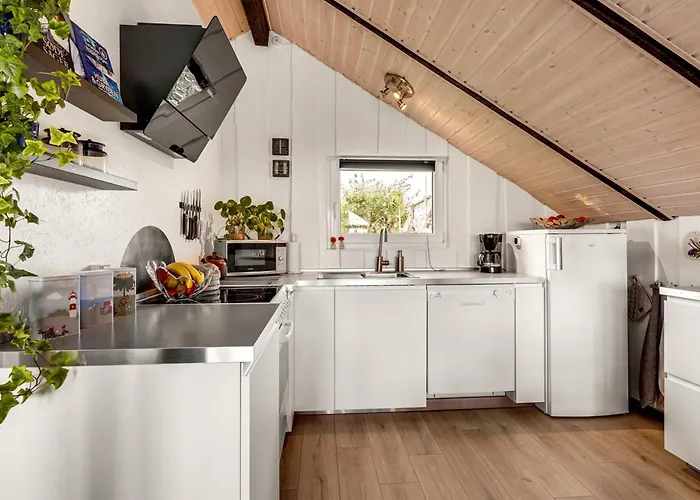 Josef - 500m From The Sea By Interhome