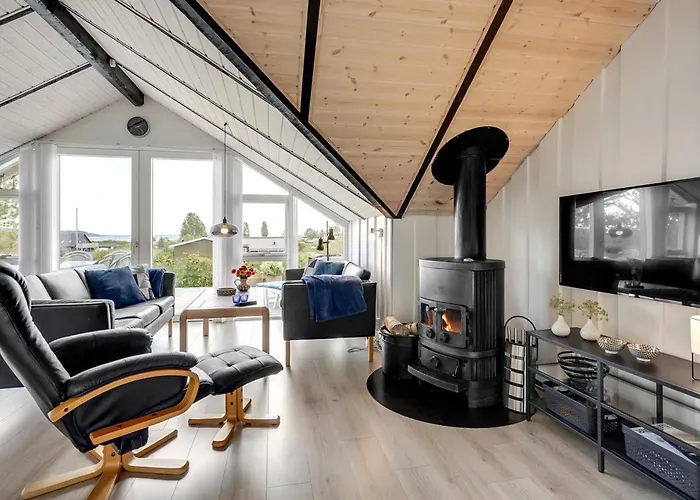 Josef - 500m From The Sea By Interhome